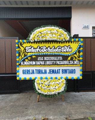 Papan Bunga Duka di Kadipiro