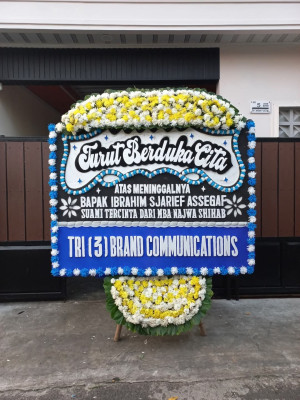 Papan Bunga Duka di Kadipiro